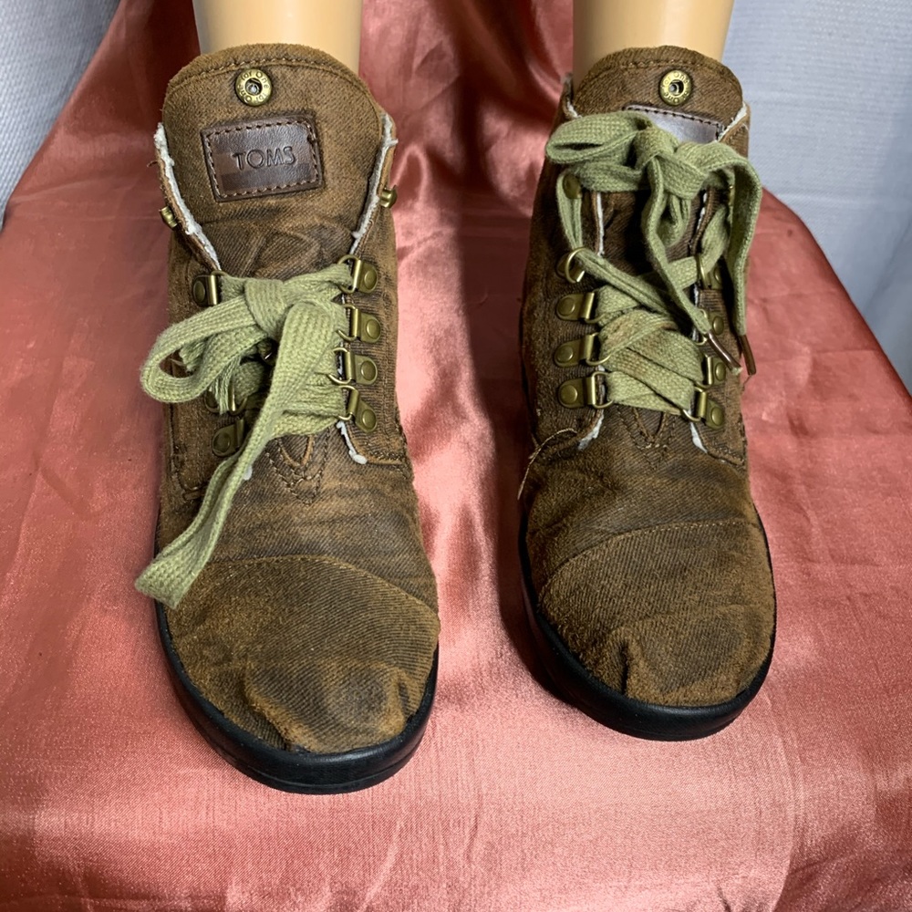 Toms Womens Brown Insulated Canvas Booties Size:8W